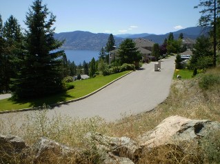 Looking down from parking at end of Ponderosa Drive, Peachland, Pincushion Mtn 2011-08.